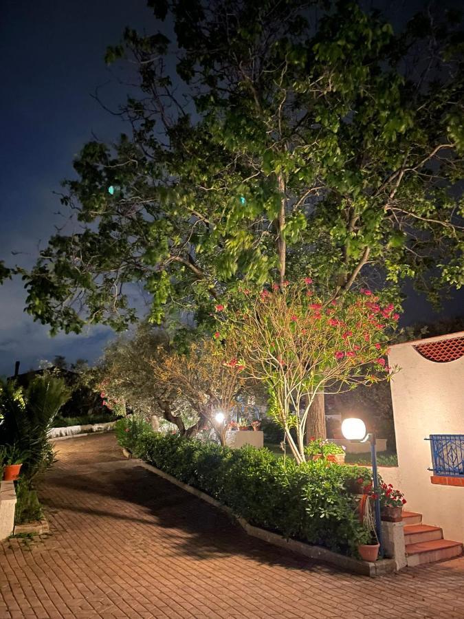 Вилла Il Giardino Degli Ulivi Читта Сань Анджело Экстерьер фото